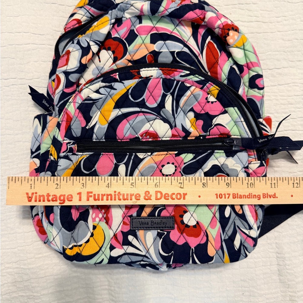 Vera Bradley NWOT Multicolor Floral Quilted Backpack - Picture 9 of 10